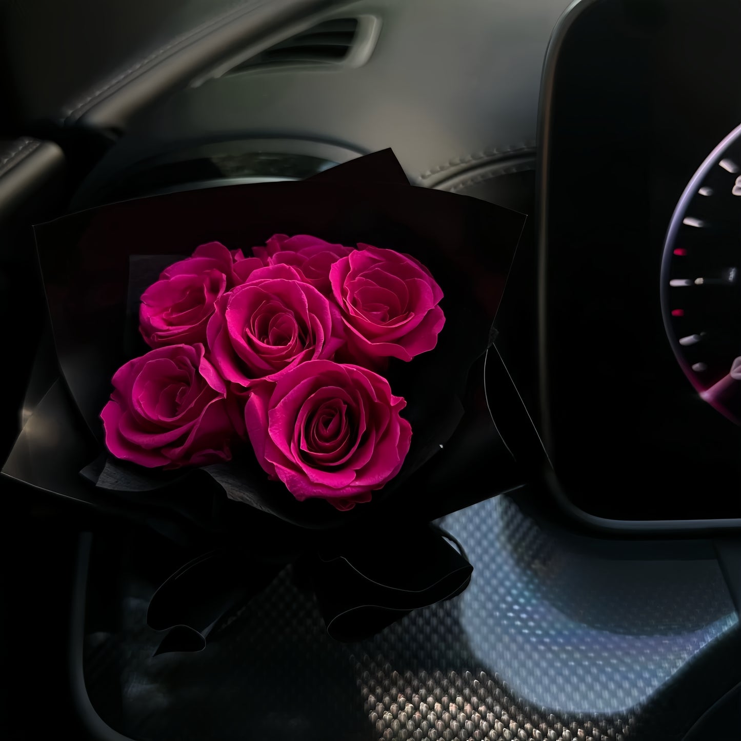CAR DECOR | PINK FLOYD ROSE | MINI PRESERVE BOUQUET