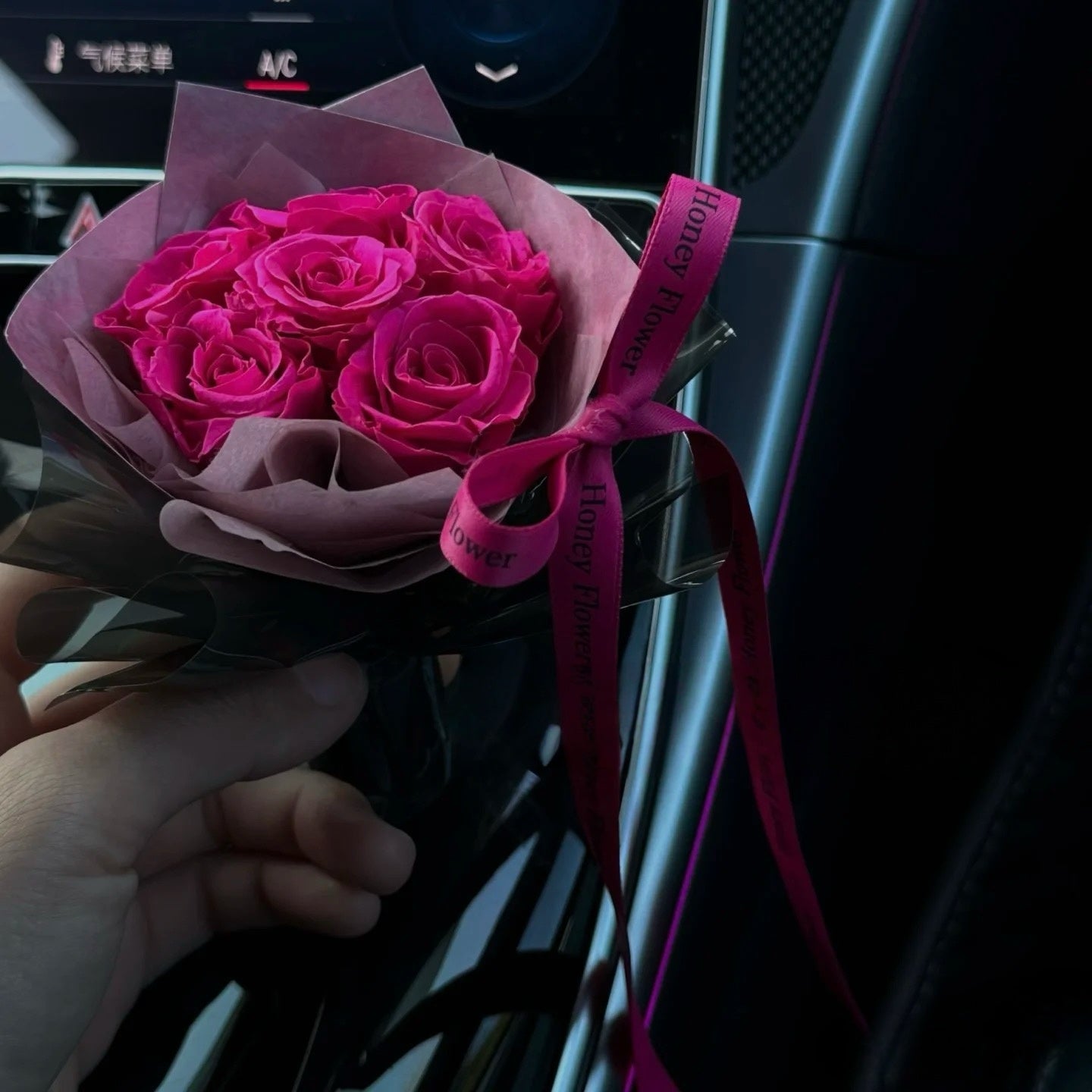 CAR DECOR | PINK FLOYD ROSE | MINI PRESERVE BOUQUET
